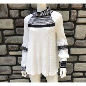 Free People Sz XS Balloon Sleeve Thermal Tank Top White Black Crochet Mock Neck